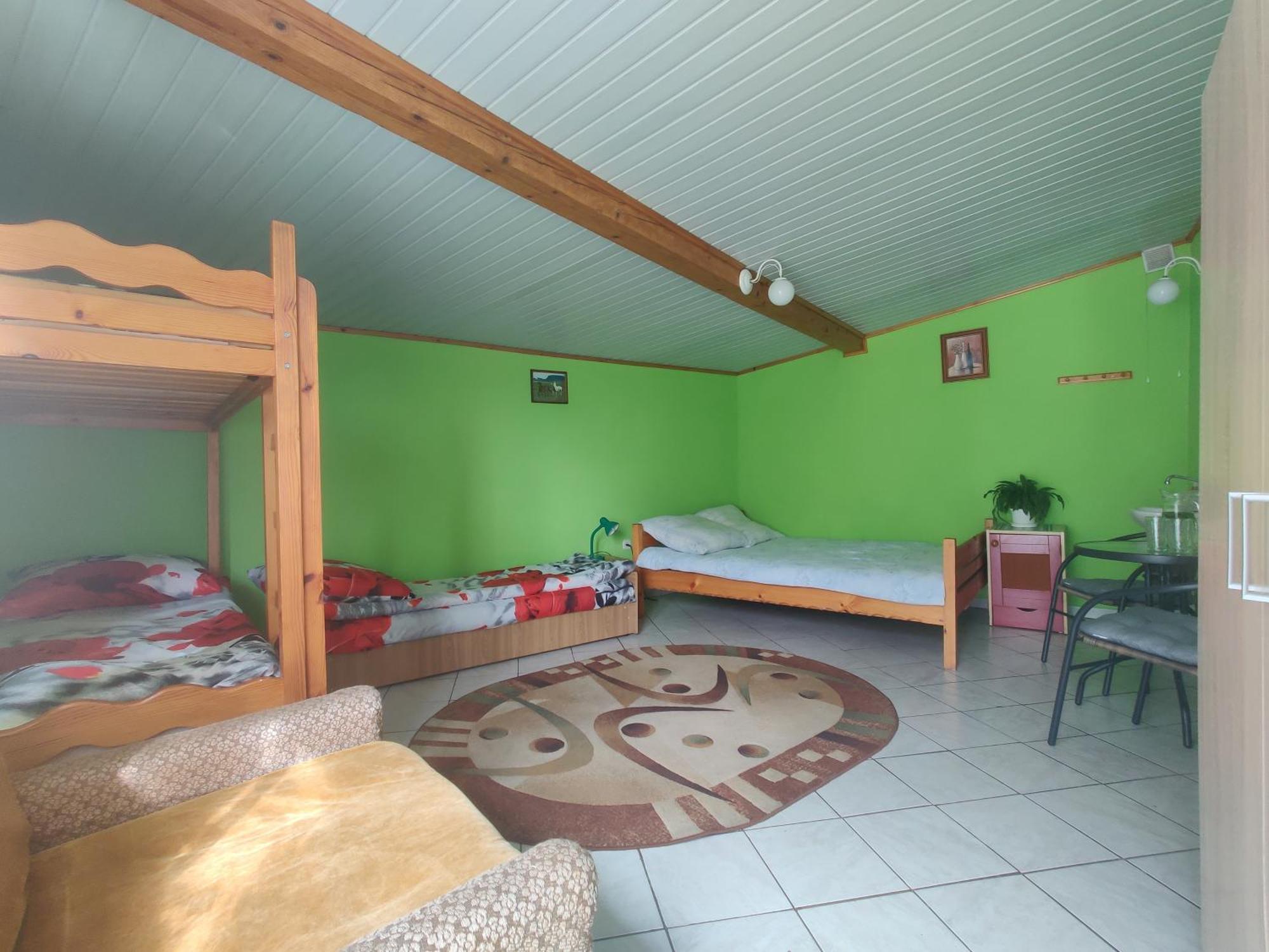 Hotel Przy Winogronie Uherce Mineralne Zimmer foto